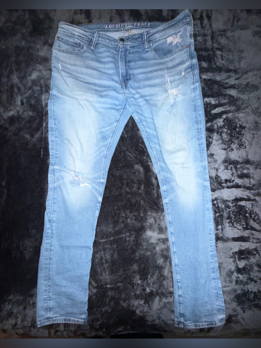 American Eagle Outfitters Light Blue Slim Straight Distressed Jeans